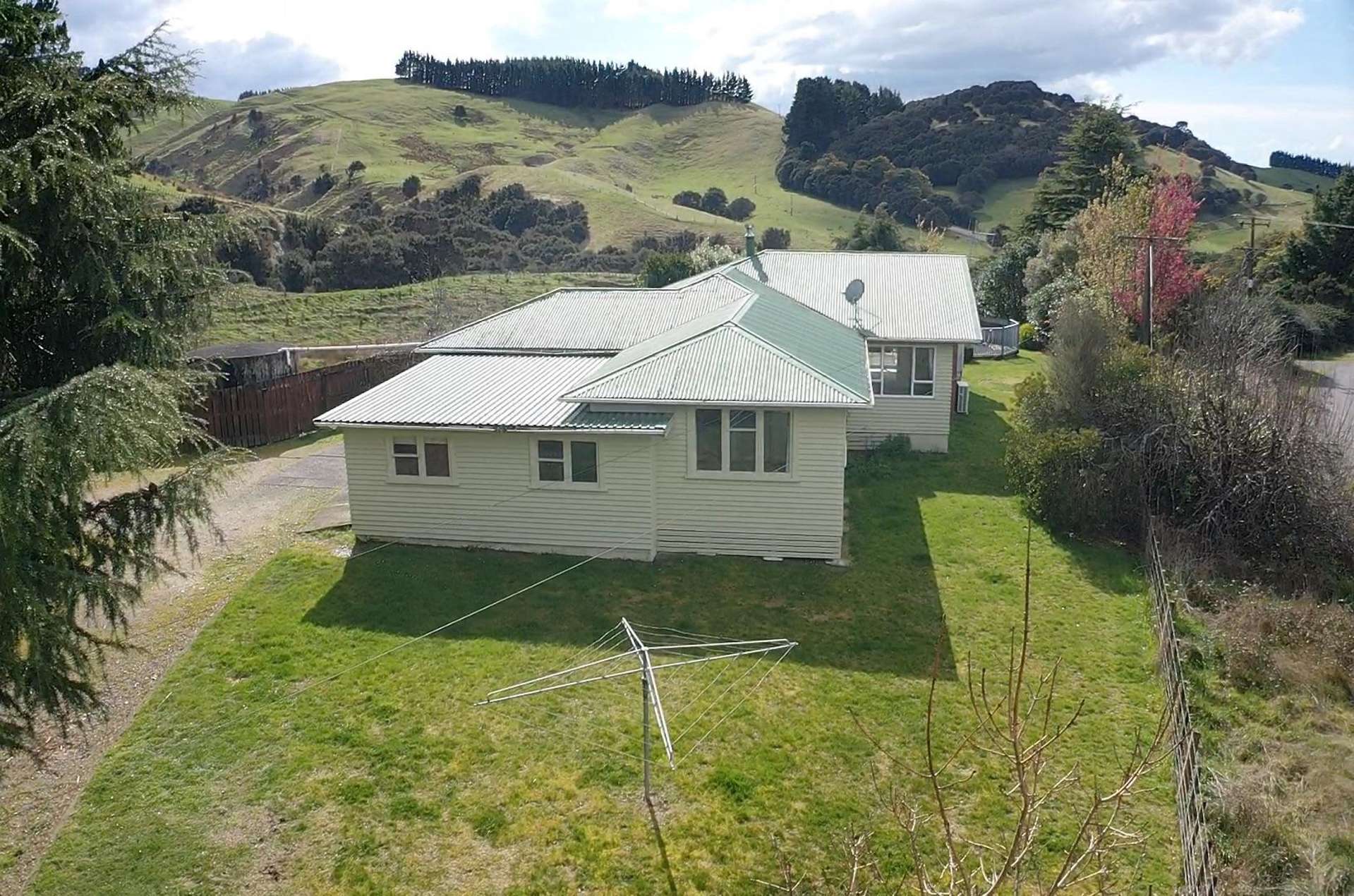 688 Rotohiwi Road Central Hawkes Bay Country_0