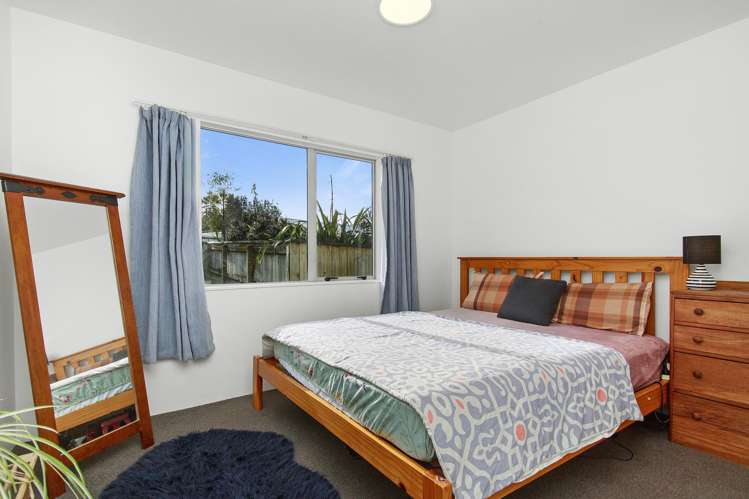 8 Hastings Grove Wainuiomata_6