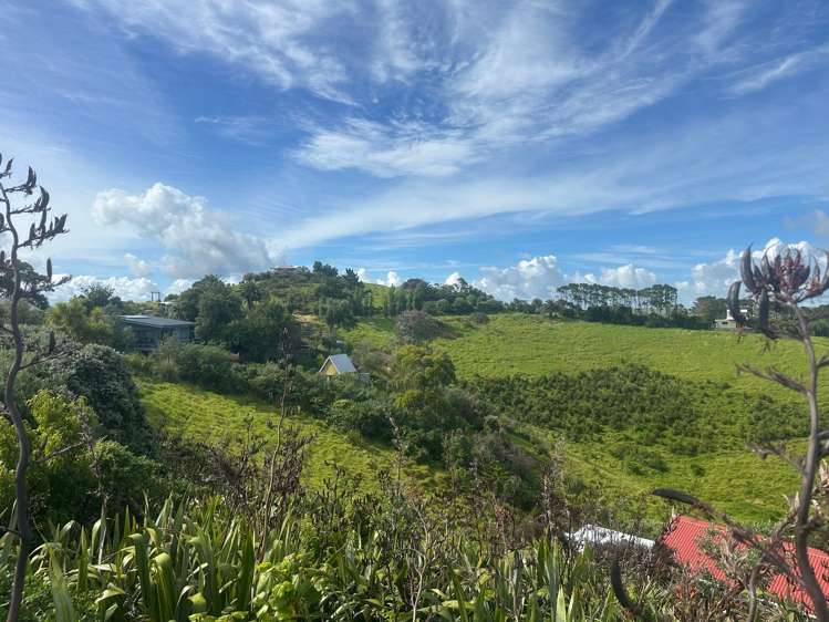 7 Askew Avenue Rakino Island_6