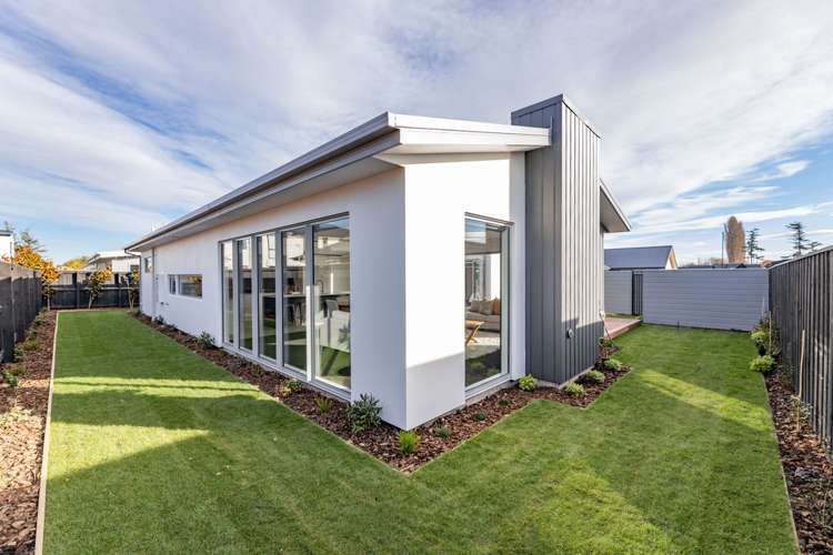 9 Picadilly Avenue Casebrook_23