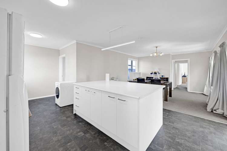 27A Brecon Road Stratford_8