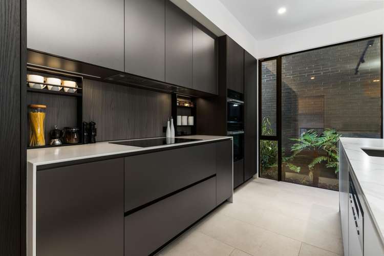 9 Hewitts Road Merivale_3