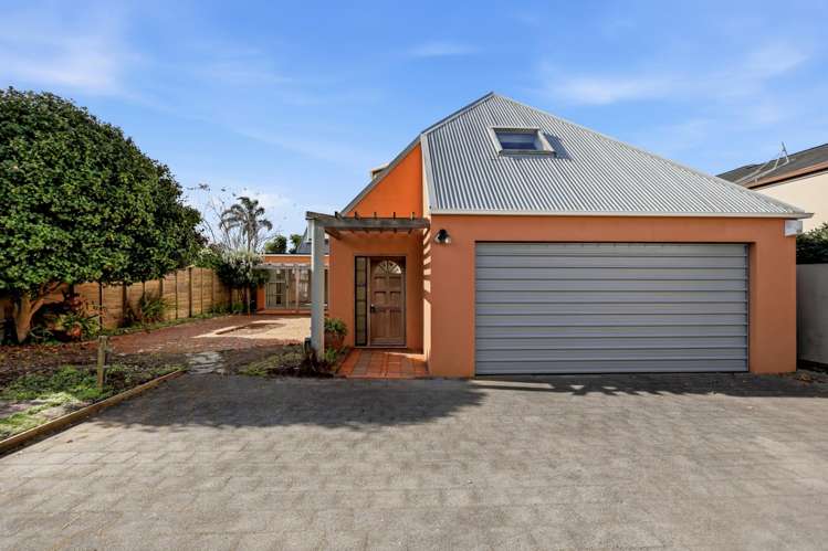 465 Point Chevalier Road_2