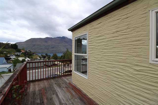 15a Wye Place Fernhill/Sunshine Bay_1