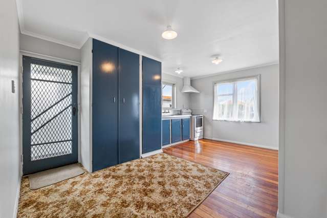 4 Holford Street Westown_3