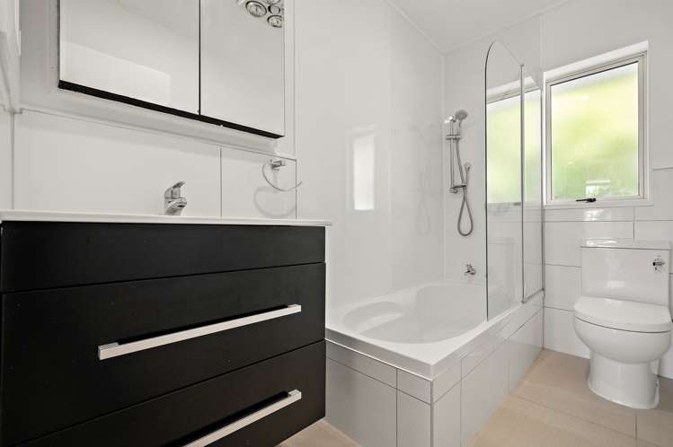 2/345 Cashel Street Linwood_8