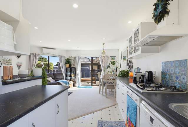 4C Richard Street Titahi Bay_4