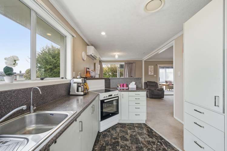 22 Orwell Crescent Newfield_2