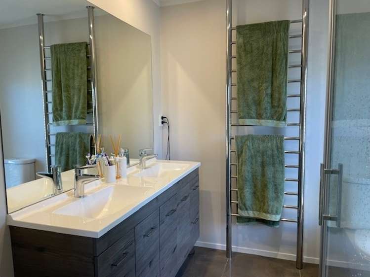 7 Donzella Place 1653_13