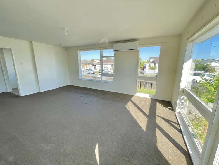 13 Chelburn Crescent Mangere_2