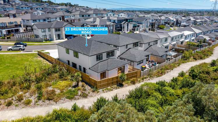 23 Drumnaconagher Road Flat Bush_35