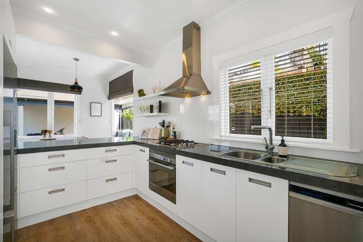 59 Wainui Avenue Point Chevalier_3