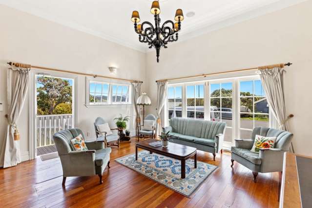 4 Russell Esplanade Rawene_2