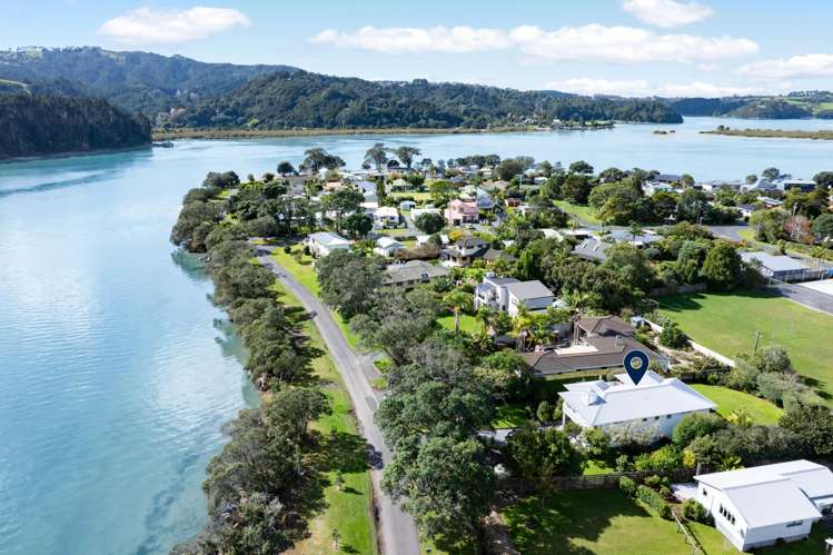 25 Riverside Drive Point Wells_25