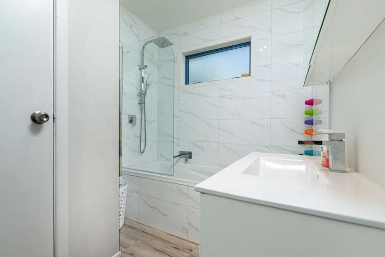 17 Garelja Road Henderson_9