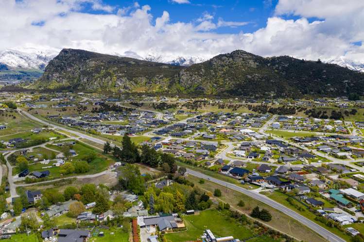 146 Lake Hawea - Albert Town Road Albert Town_33