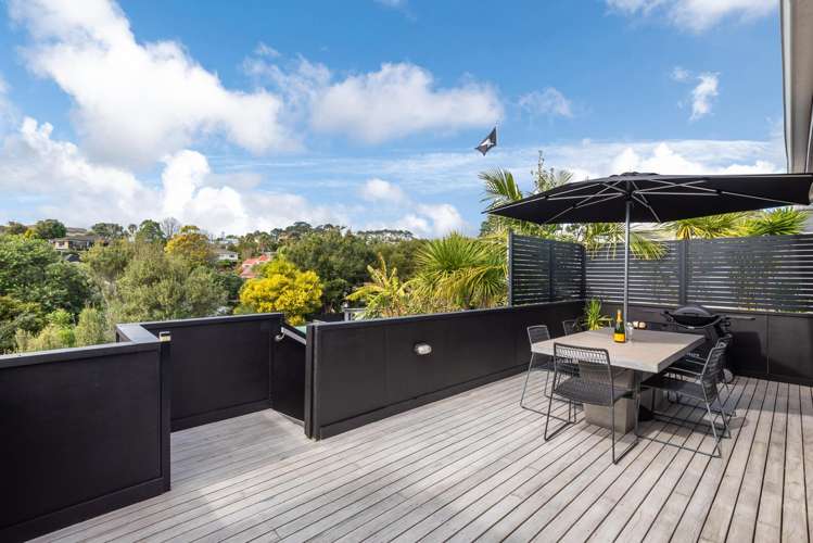 42 Matipo Road_3