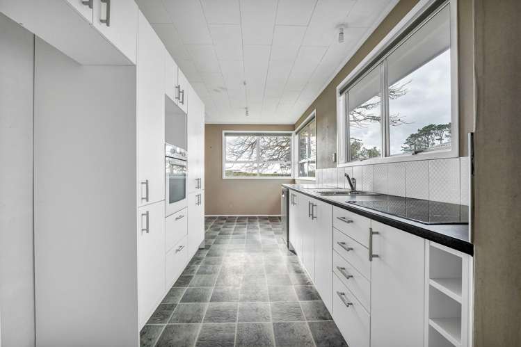 144 Victoria Road Stratford_5