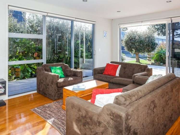 124 Sands Crescent Matarangi_4