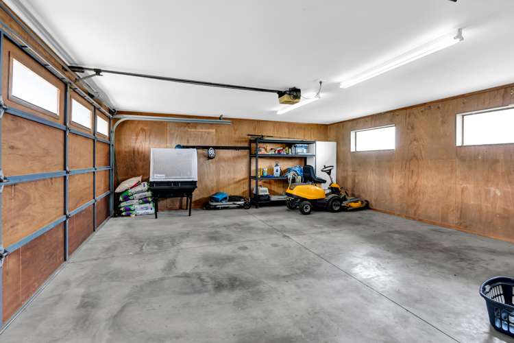 13 Fitzgerald Lane Hawera_17