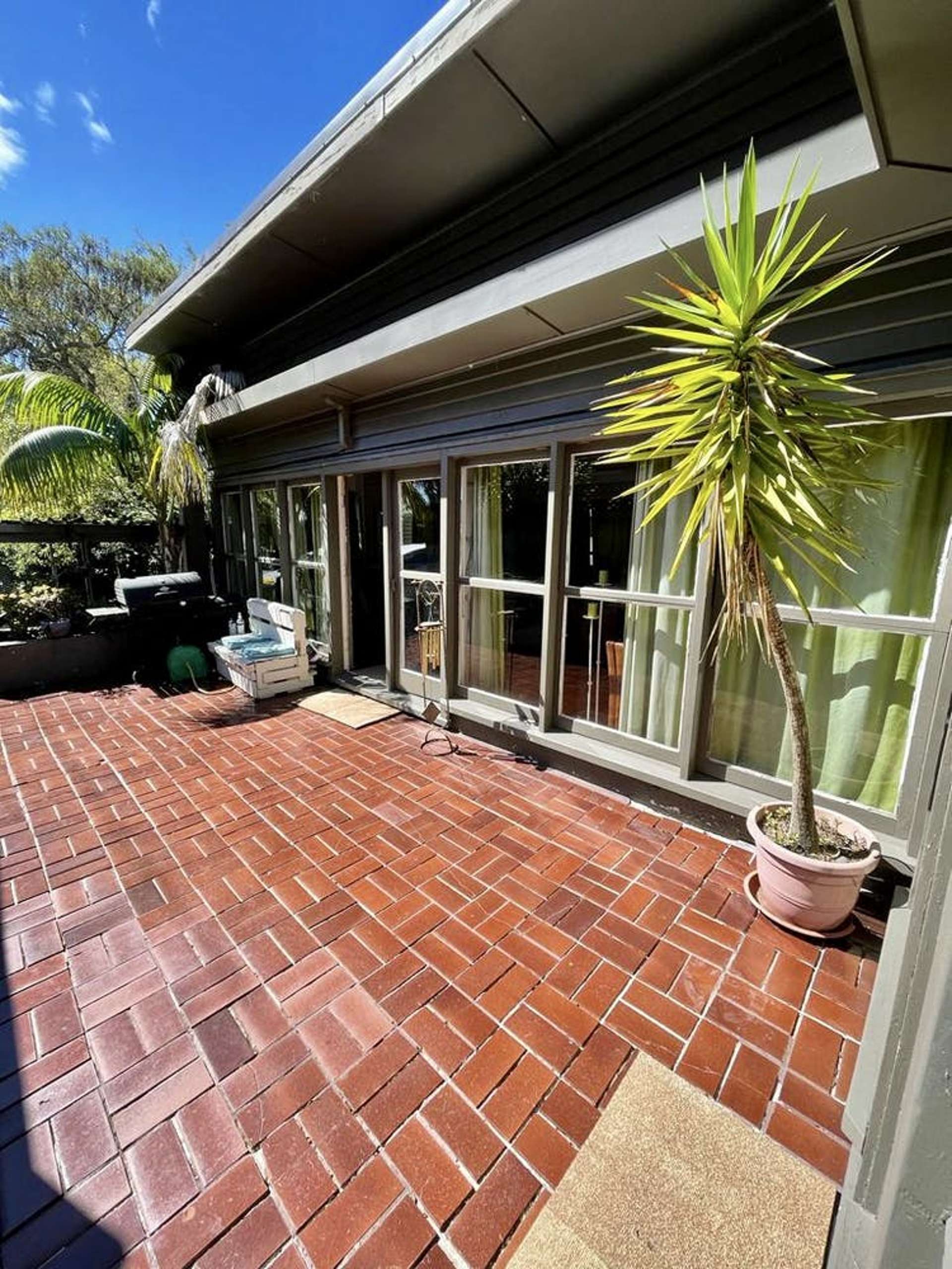 224 Godley Road Titirangi_0