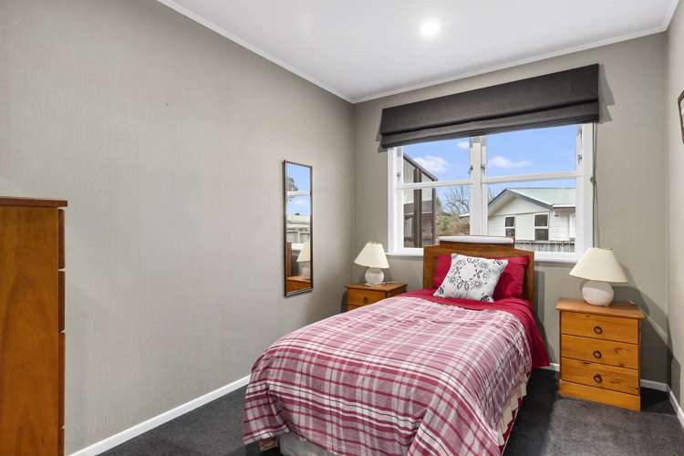 38 Shaw Avenue Paeroa_9