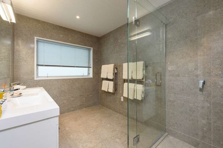 35 Oceania Sands Way Papamoa_18