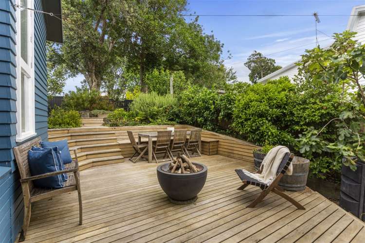 77 Taurus Crescent Beach Haven_16