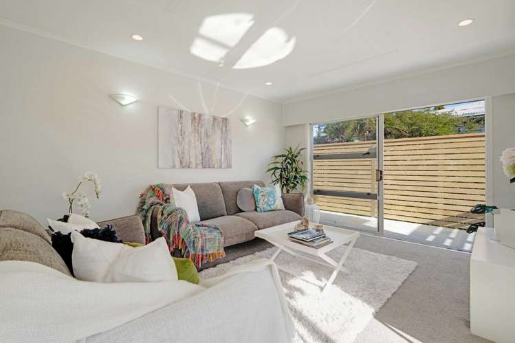 1/66 Coronation Road Hillcrest_11