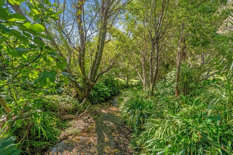 19 Maraetai Place Port Waikato_14