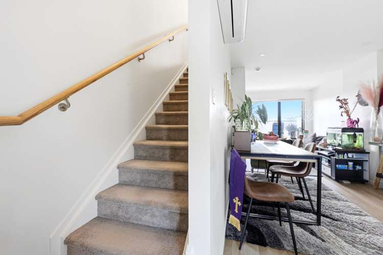 8/35 Centreway Road Orewa_21