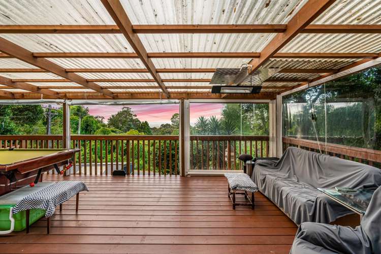 894 West Coast Road Waiatarua_7