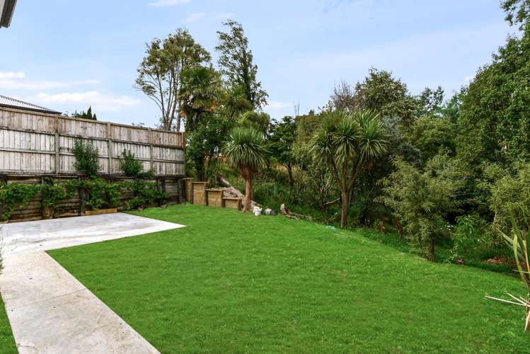 5a Morrison Crescent Glenview_9