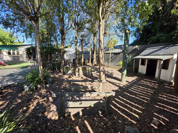 36 Victoria Street Carterton_13