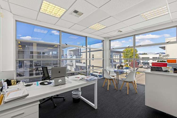 15B Leslie Hills Drive City Centre_23