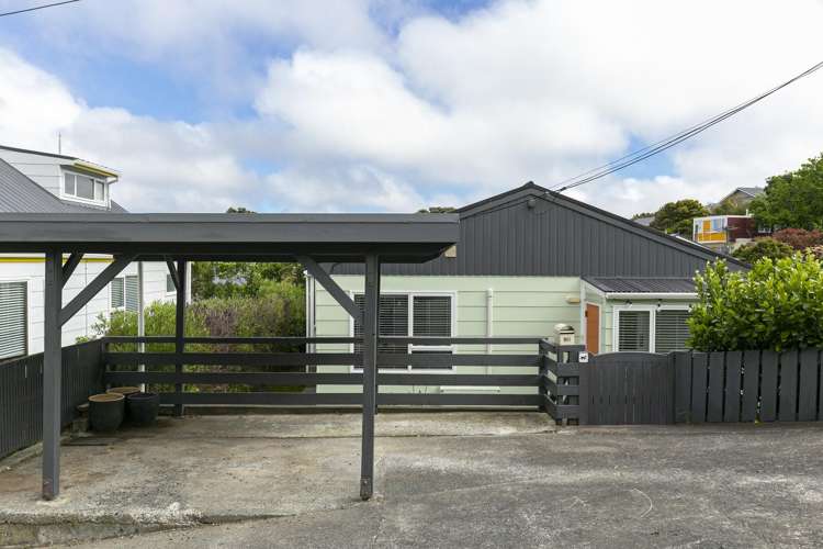 102 Tauhinu Road Miramar_13