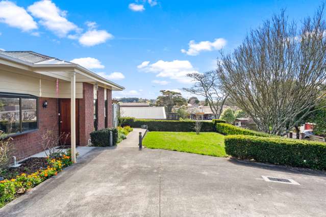 9 Len Brown Place Pukekohe_1