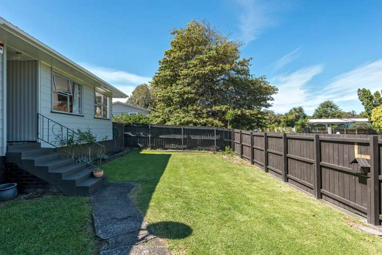 22 Burndale Terrace Manurewa_14
