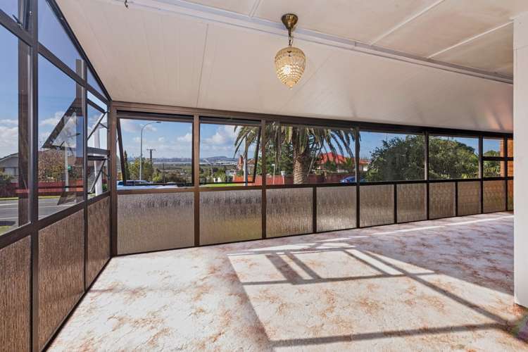 256 Te Atatu Road Te Atatu South_11