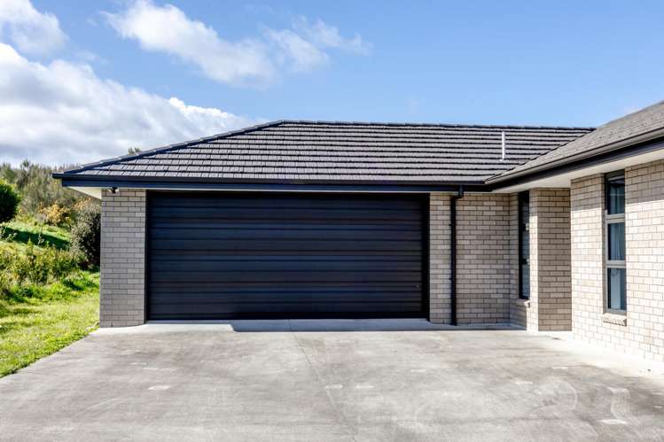 8 Holly Robinson Place Hokitika_27