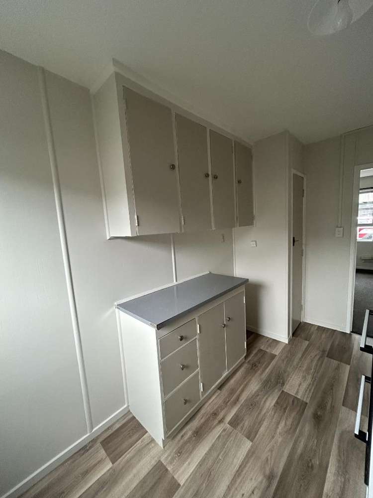 2/15A Wellington Street 1074_5