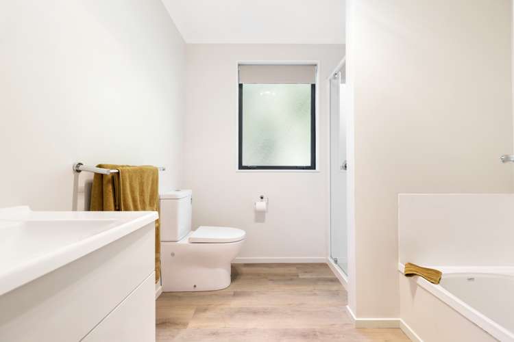 193 Laingholm Drive Laingholm_11