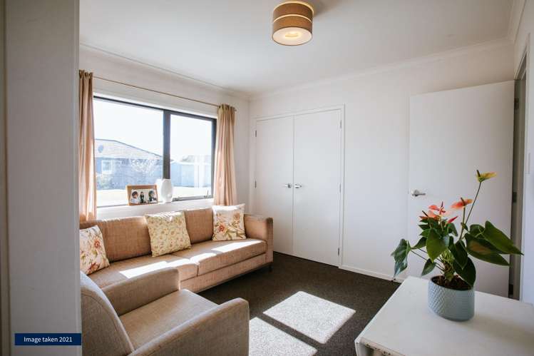 29 Finch Street Albert Town_14