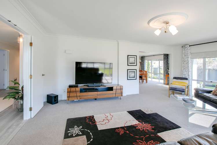 2 Fern Grove Taradale_19
