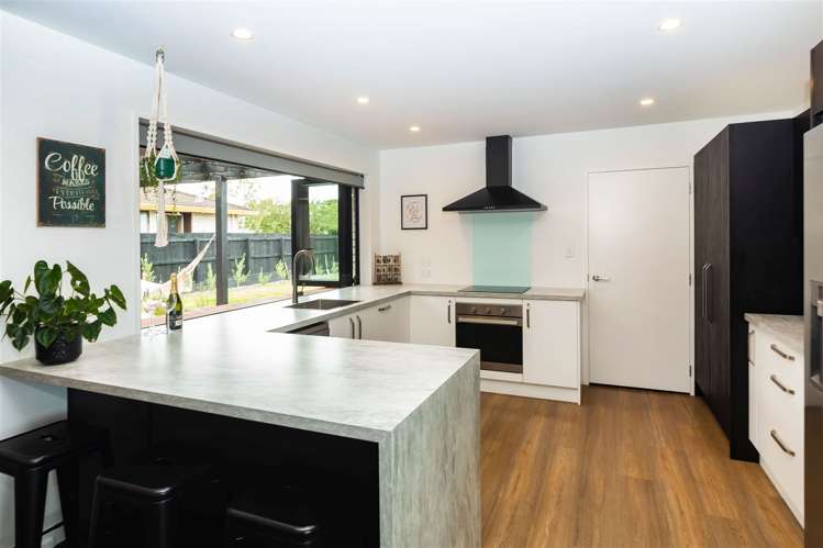 17 Chipping Lane Redwood_5