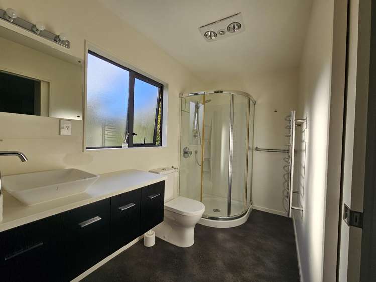 19 Shoreline Place Rarangi_9
