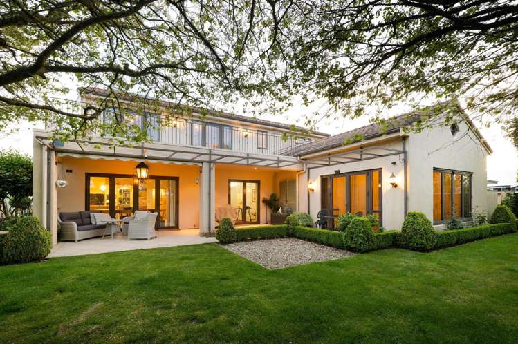 35 The Esplanade Huntington_1