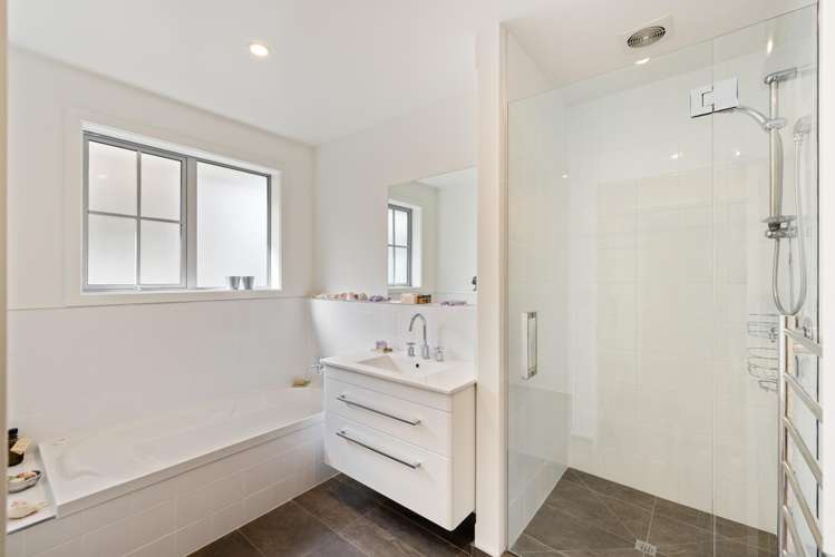 2 Mallard Place Woolston_11