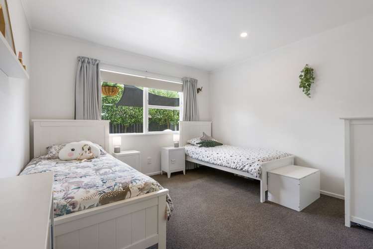 65 Fairclough Road Beach Haven_9