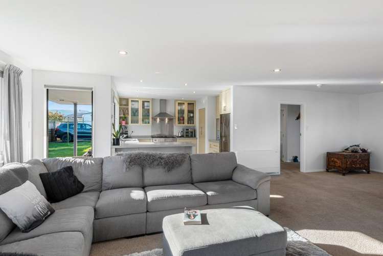 1 White Hart Lane Mosgiel_9